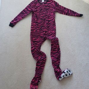 Girls footed pajama sleepwear